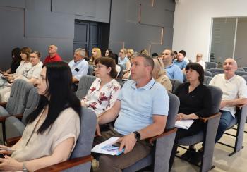 Безбар’єрність: буковинські податківці під час вебінару розглянули принципи доступності, інклюзивності та зручності у наданні послуг громадянам 