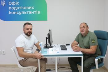 Віч – на - віч: Начальник Головного управління ДПС у Чернівецькій області Микола Загарюк поспілкувався з буковинськими платниками про роботу Офісу податкових консультантів