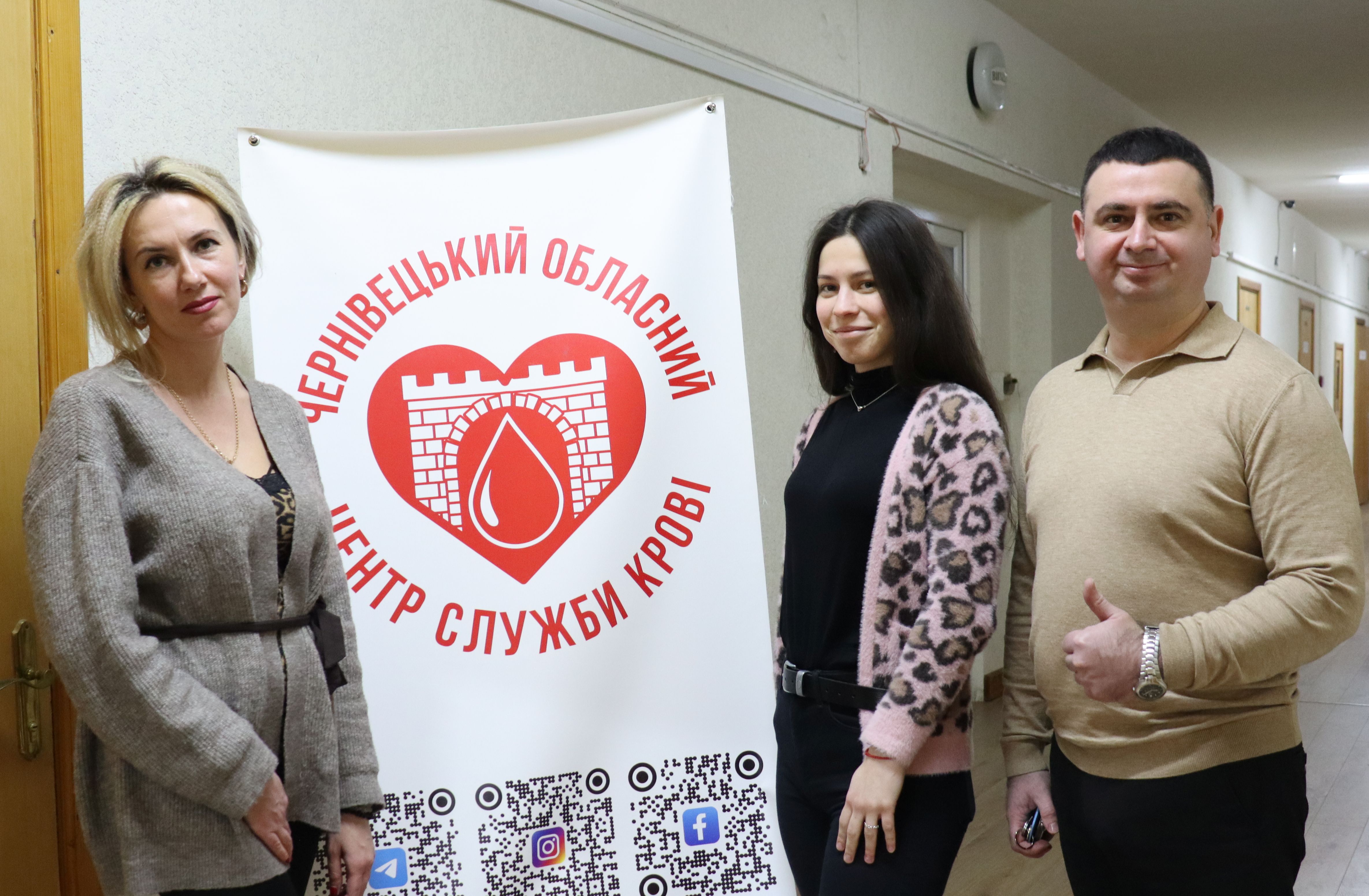 Буковинські податківці здали кров для поранених воїнів. Фото № 5/4