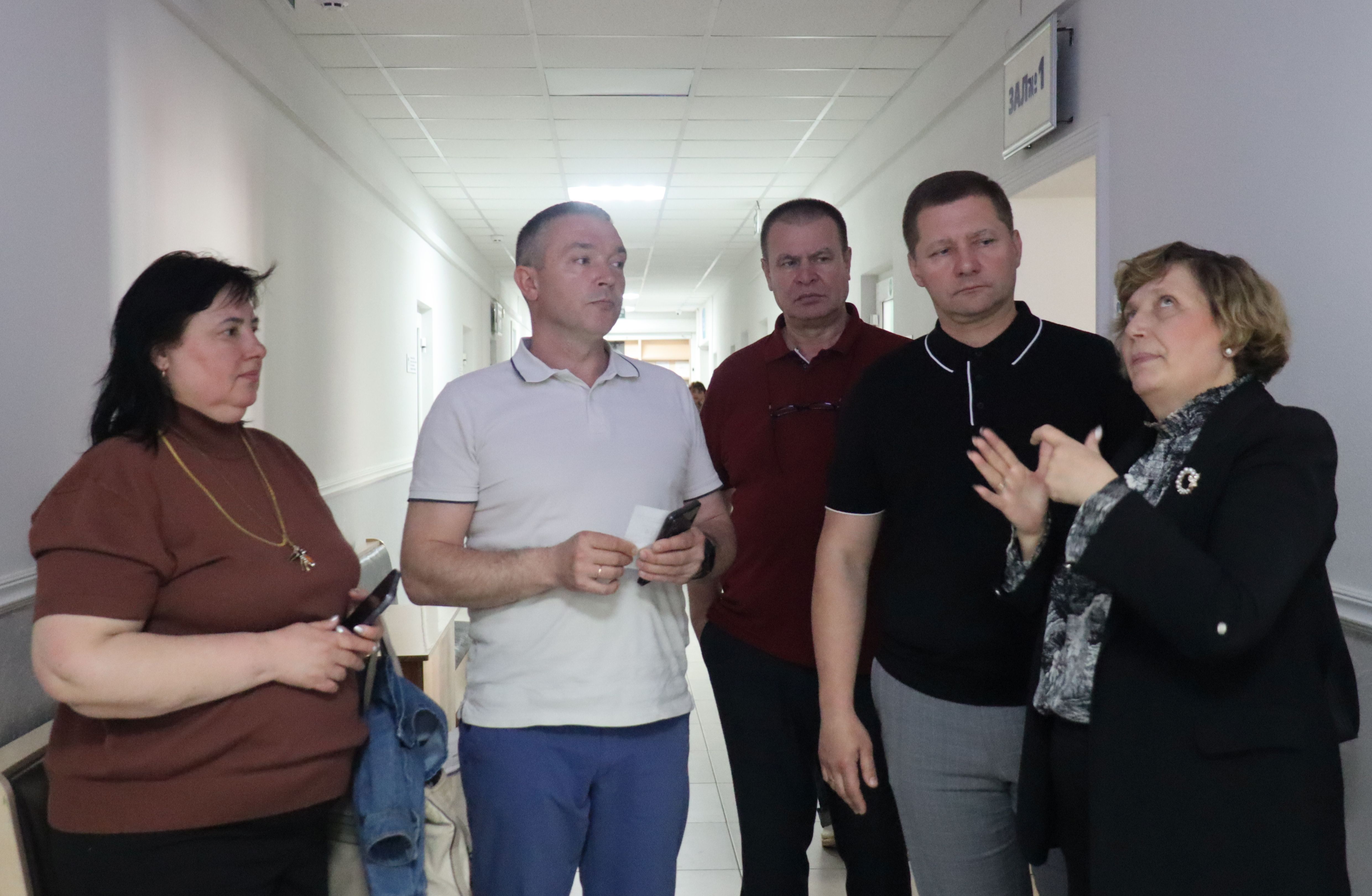 Буковинські податківці зустрілися з амбасадором безбар’єрності. Фото № 3/2