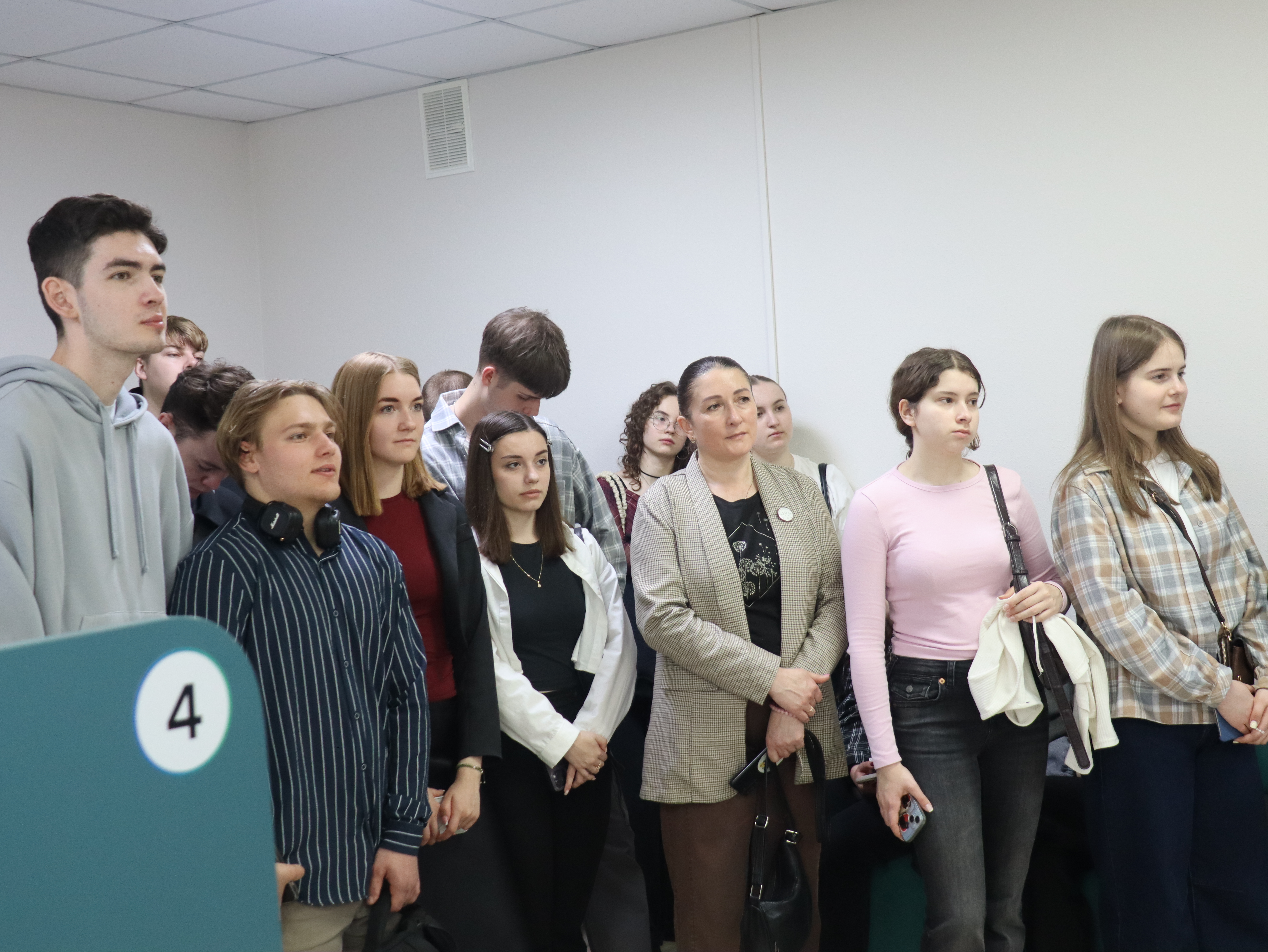 Майбутні правники під час зустрічі з податківцями доповнити теорію реальними кейсами та вдосконали знання про особливості правового регулювання відшкодування ПДВ. Фото № 7/6