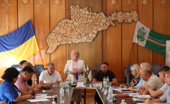 Буковинські податківці зустрілися з представниками Вижницької ОТГ: обговорили взаємодію, узгодили спільні заходи щодо зростання надходжень до місцевих бюджетів та виявлення додаткових резервів